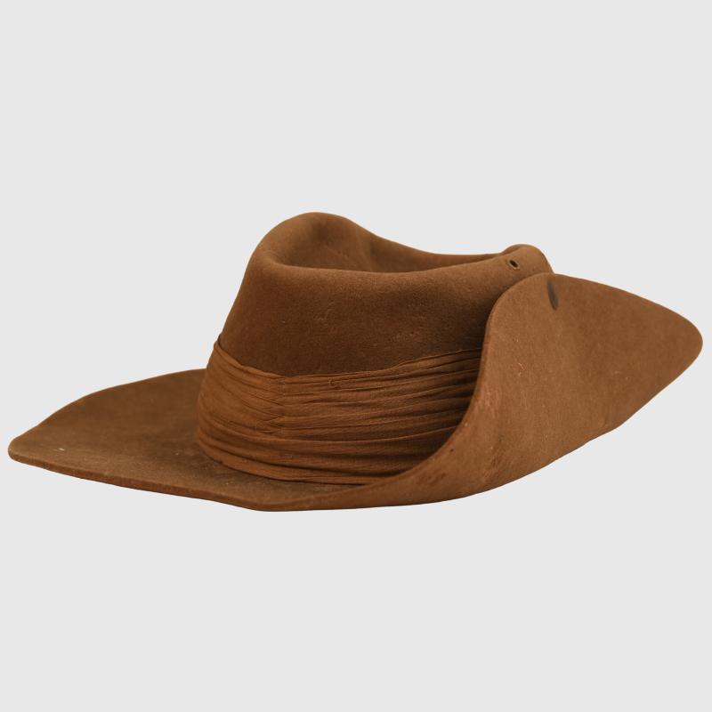 BRITISH WWII SECOND INFANTRY DIVISION SLOUCH HAT.