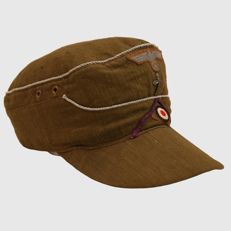 GERMAN WWII AFRIKAKORPS CHAPLAINS M.40 VISORED FIELD CAP.
