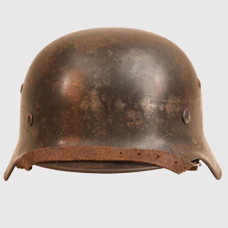 GERMAN WWII LUFTWAFFE DOUBLE DECAL M35 COMBAT HELMET.