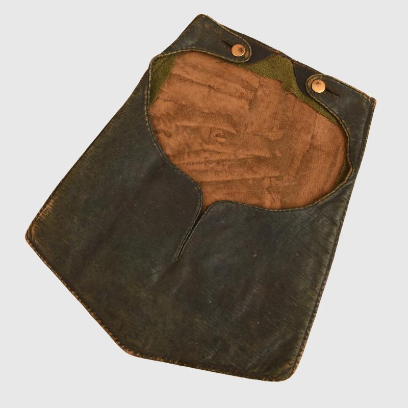 ENGLISH SABRETACHE COVER.