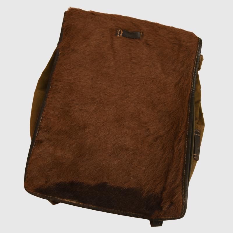 GERMAN WWII SOLDIERS MARCHING BACK PACK.