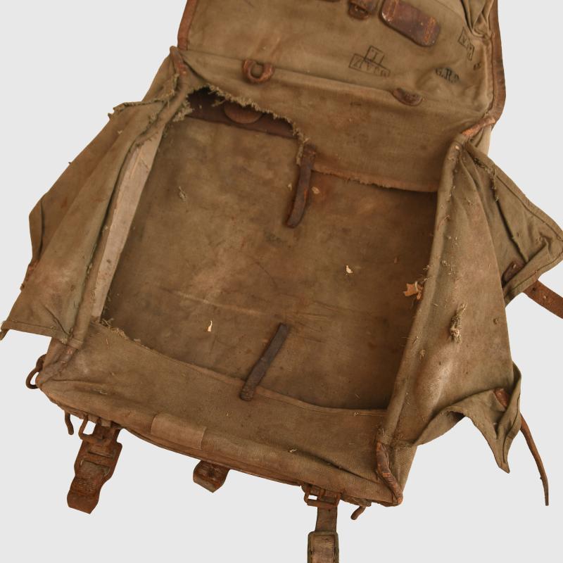 GERMAN WWI ALL CANVAS BACK PACK.
