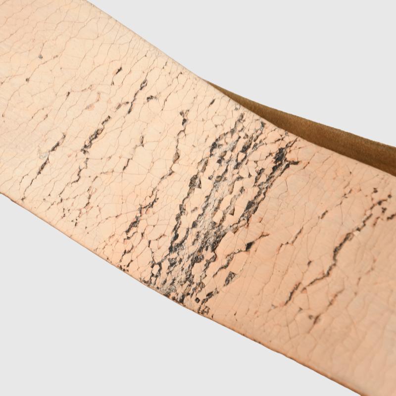 GERMAN WWI SWORD HANGER AND STRAP.