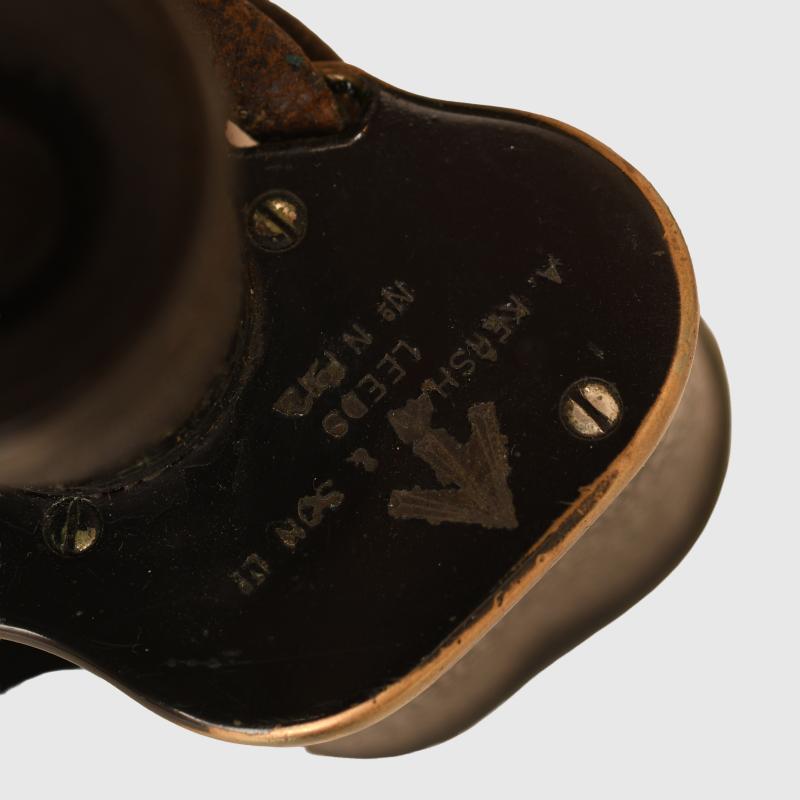 BRITISH WWII 6 X 30 BINOCULARS.