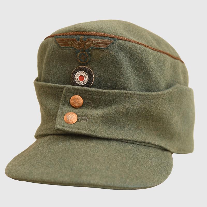 GERMAN WWII ARMY GENERAL’S M.43 CAP.