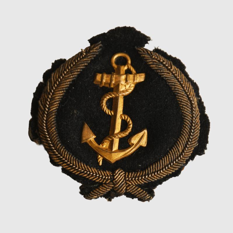 JAPANESE WWII NAVAL OFFICERS CAP BADGE.