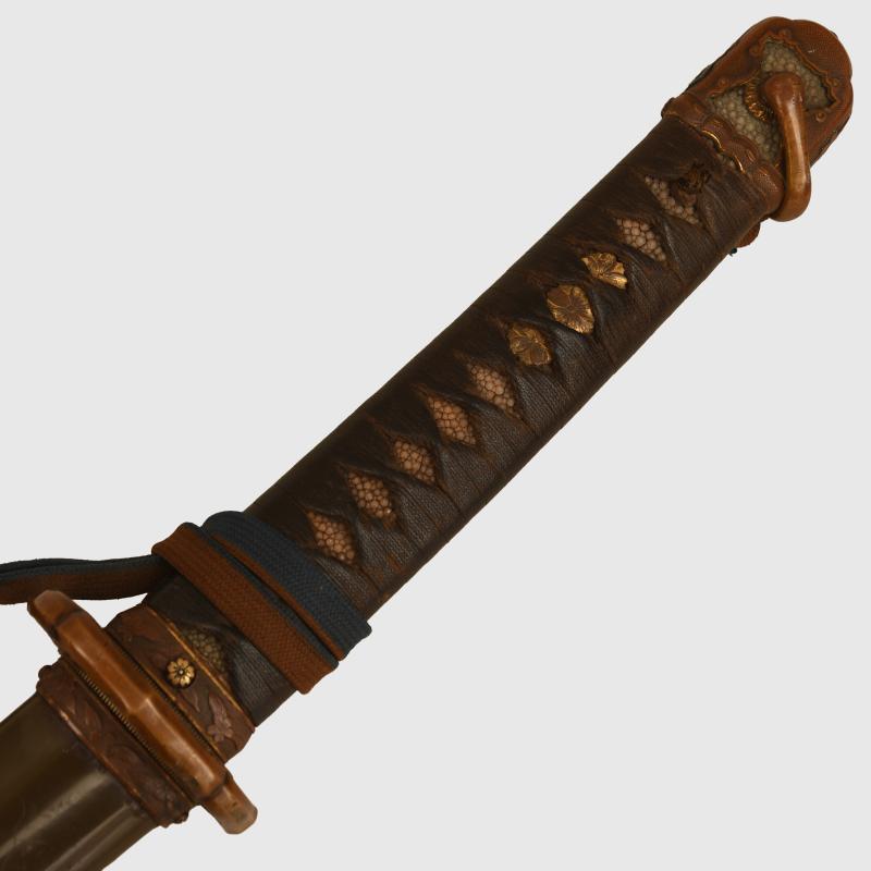 JAPANESE OFFICERS KATANA WITH FAMILY MON.