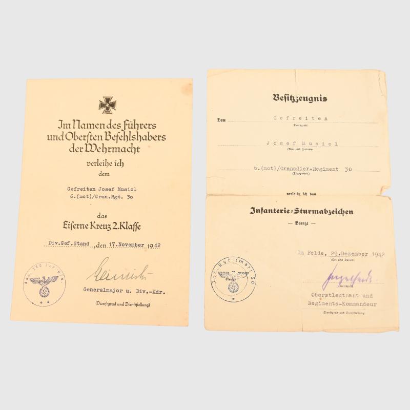 GERMAN WWII ARMY INFANTRY GRENADIER REGIMENT CITATION GROUP.