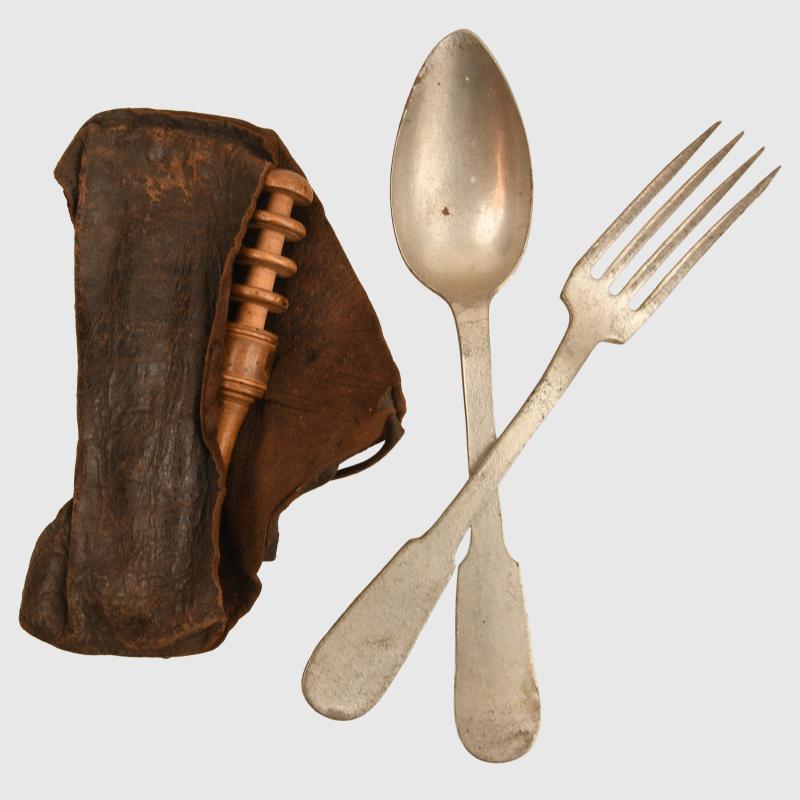 FRENCH WWI GROUPING OF SOLDIERS PERSONAL ITEMS.