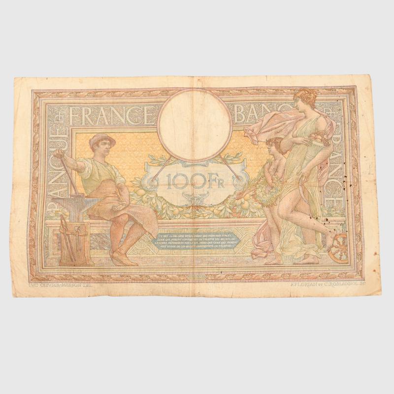 FRENCH WWI GROUPING OF SOLDIERS PERSONAL ITEMS.