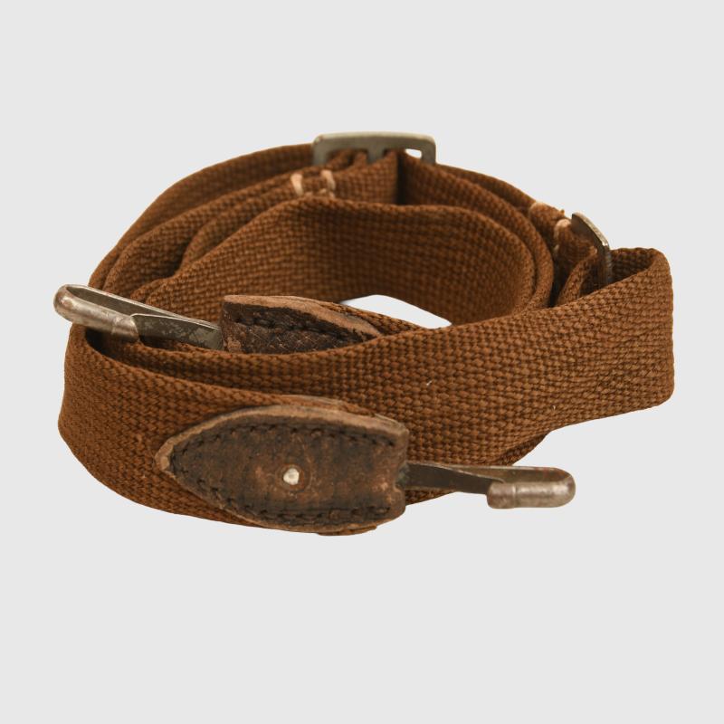 GERMAN WWII BREAD BAG STRAP IN WEB.
