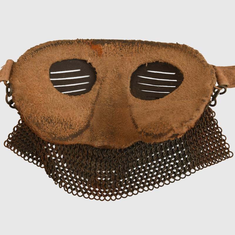BRITISH WWI TANK FACE MASK.