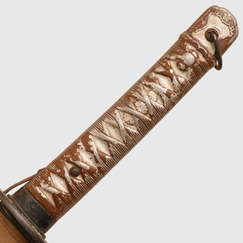 JAPANESE WWII NCO SWORD WITH COMBAT COVER AND BELT.