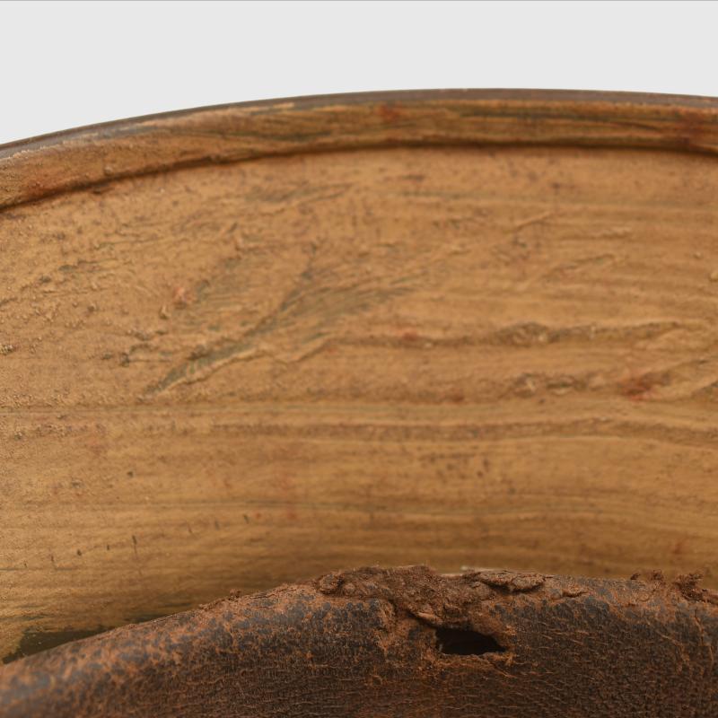 GERMAN WWII A MAGNIFICENT TROPICAL M.35 COMBAT HELMET.