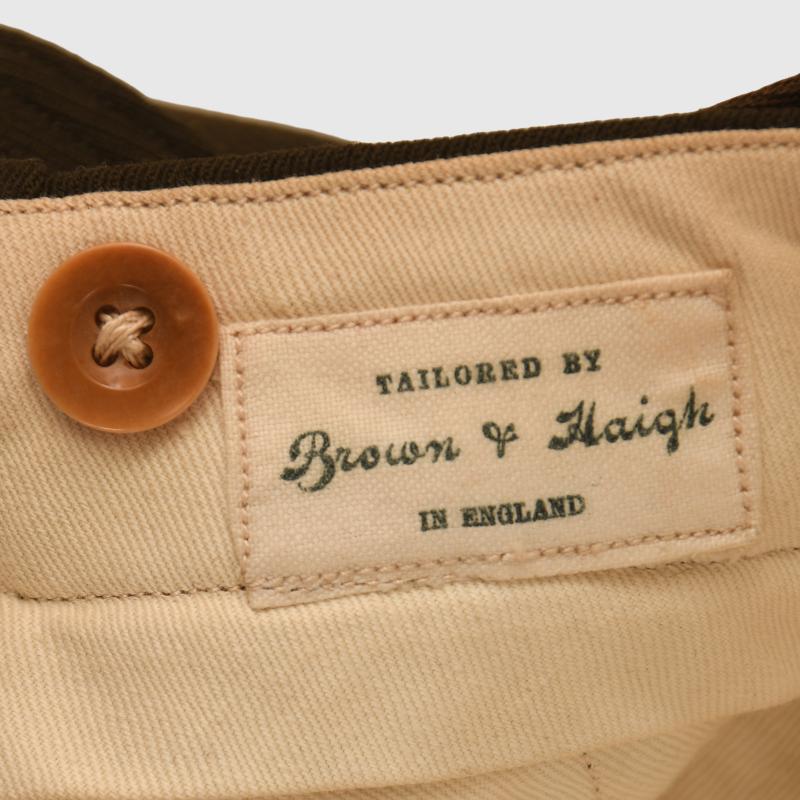 AMERICAN WWII UNITED STATES ARMY AIR FORCE MADE UPPER JACKET WITH ENGLISH MADE TROUSERS.