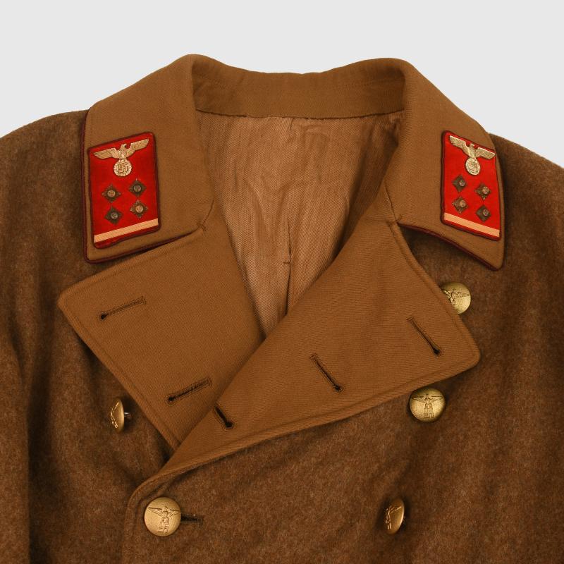 GERMAN WWII NSDAP OBER-GEMEINSCHAFTSLEITER (SENIOR COMMUNITY LEADER) GAU LEVEL OVERCOAT.