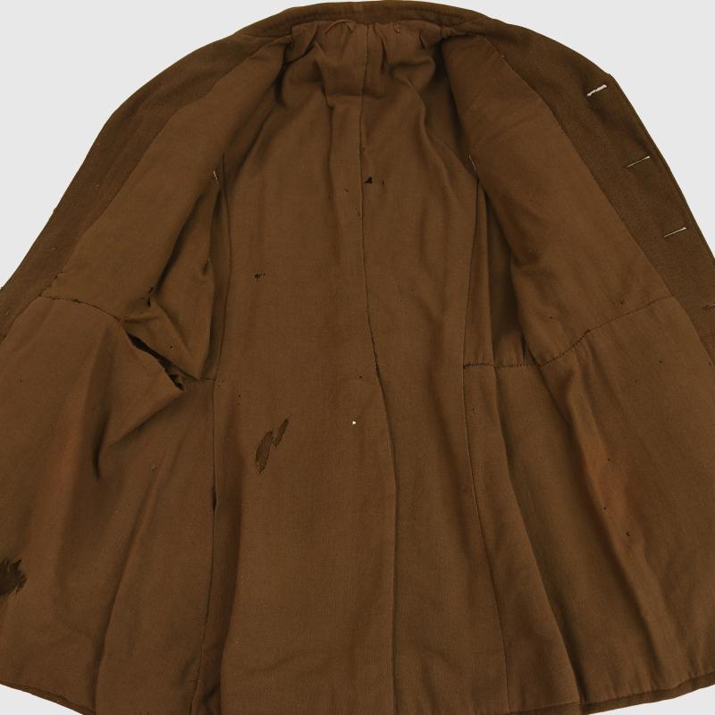 BRITISH WWI 1ST LIFEGUARDS CAPTAINS M.16 TUNIC.