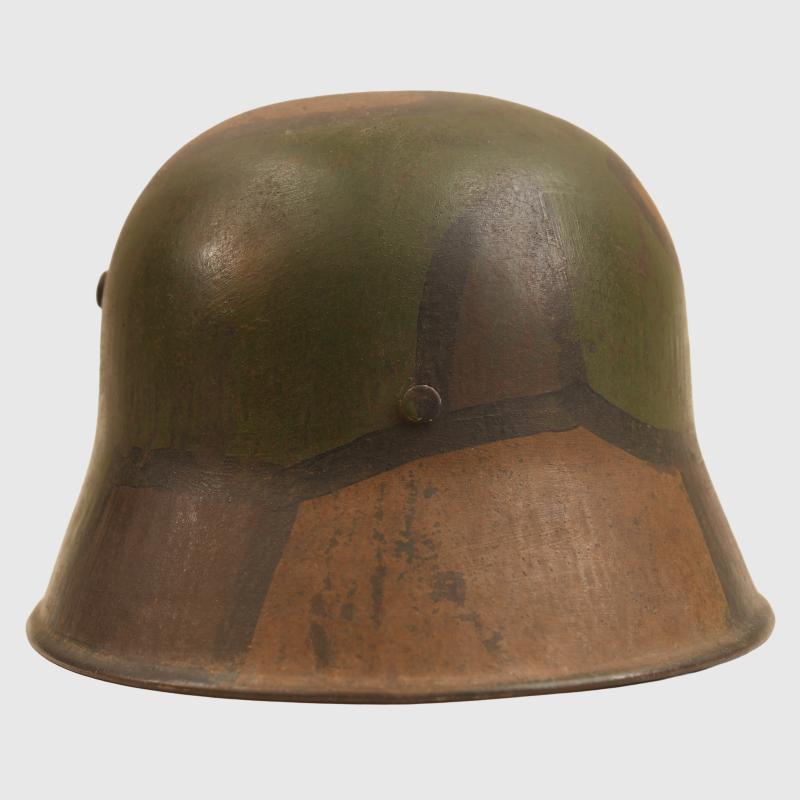 GERMAN WWI M.18 CAMOUFLAGE HELMET.