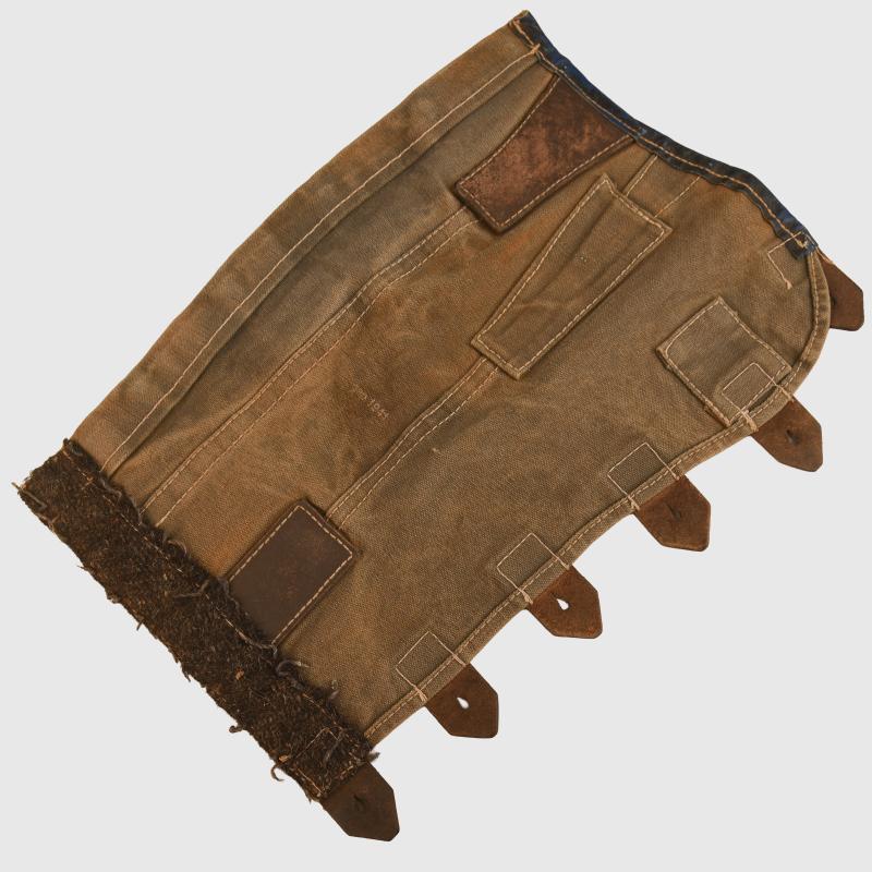 GERMAN WWII K98 BREECH COVER.