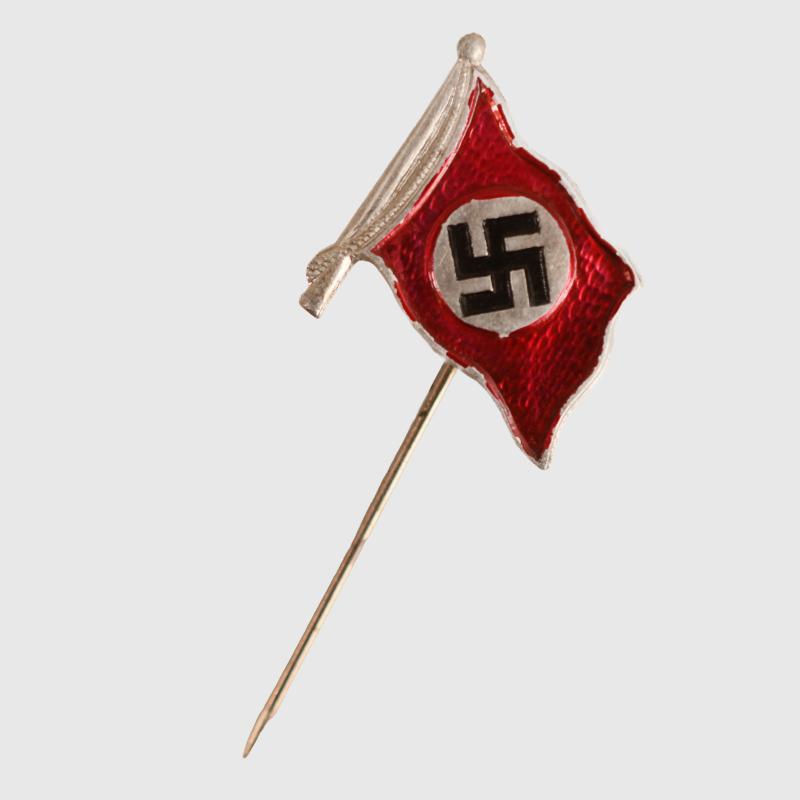 GERMAN WWII SWASTIKA FLAG PARTY SUPPORTERS PIN.