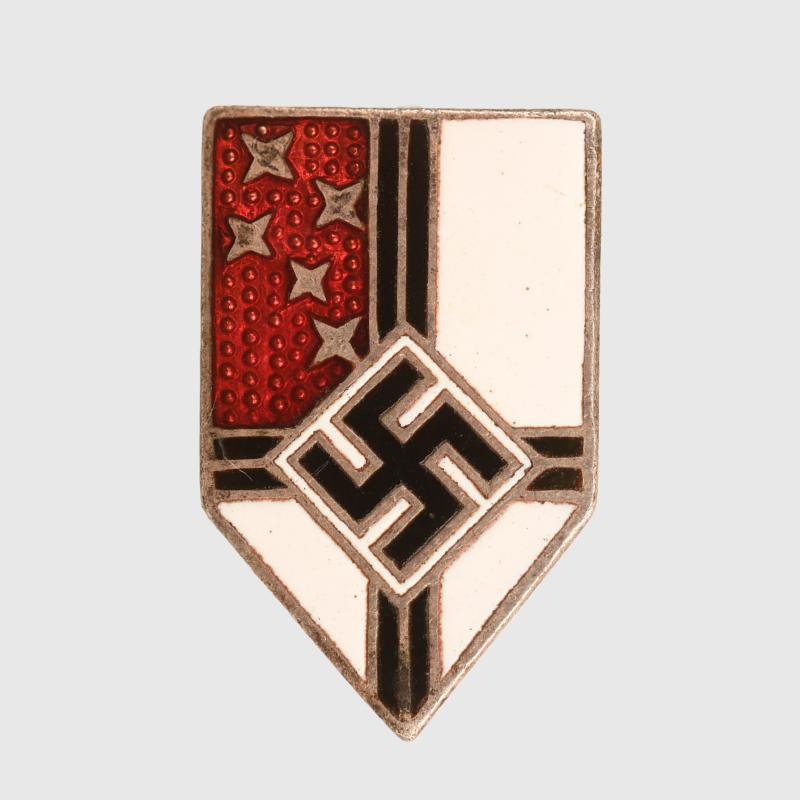 GERMAN WWII REICH COLONIAL BUND MEMBERSHIP BADGE.