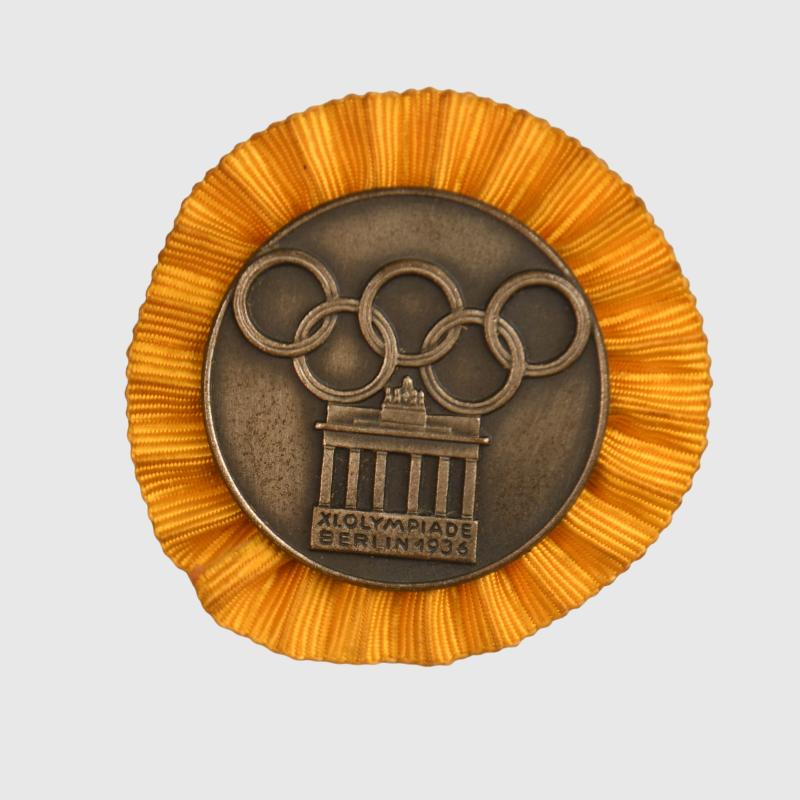 GERMAN WWII OLYMPICS STUDENTS CAMP BADGE.
