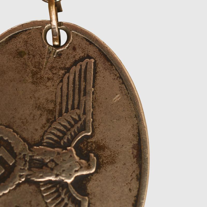 GERMAN WWII GEHEINE STAATSPOLIZEI (GESTAPO) WARRANT DISC.