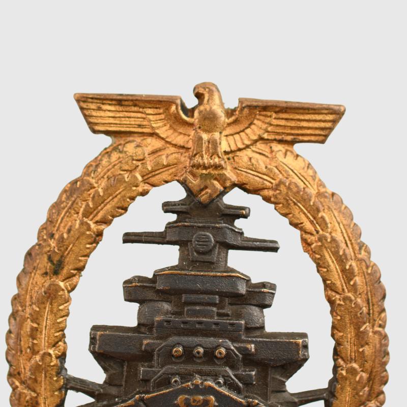 GERMAN WWII KREIGSMARINE HIGH SEAS FLEET BADGE.