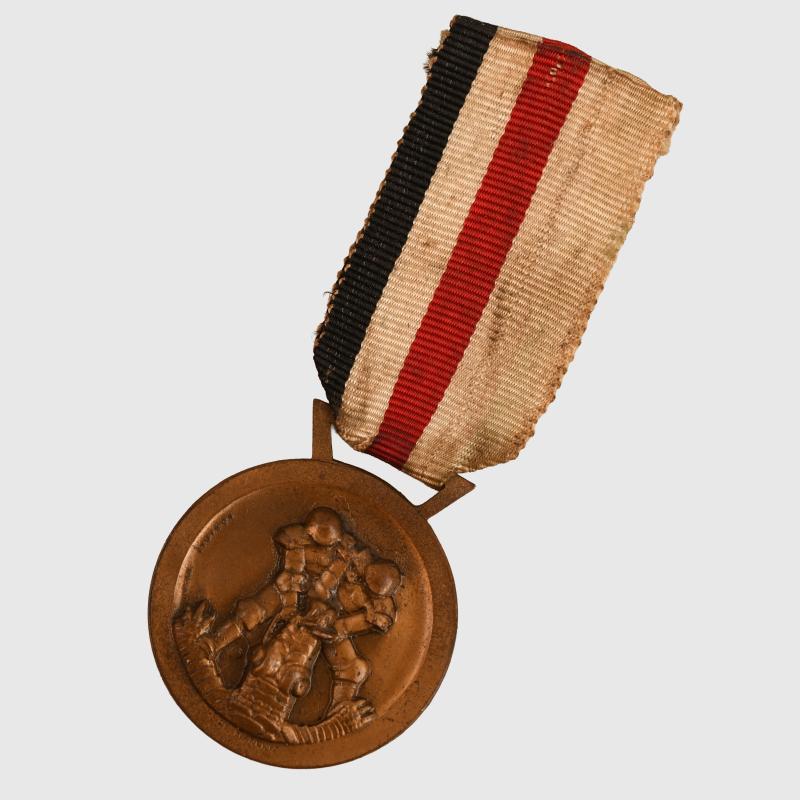 GERMAN WWII GERMAN/ITALIAN AFRICA MEDAL.