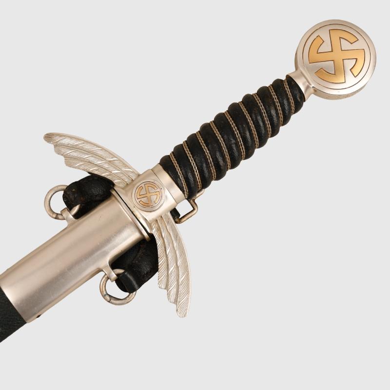 GERMAN WWII LUFTWAFFE OFFICERS SWORD.