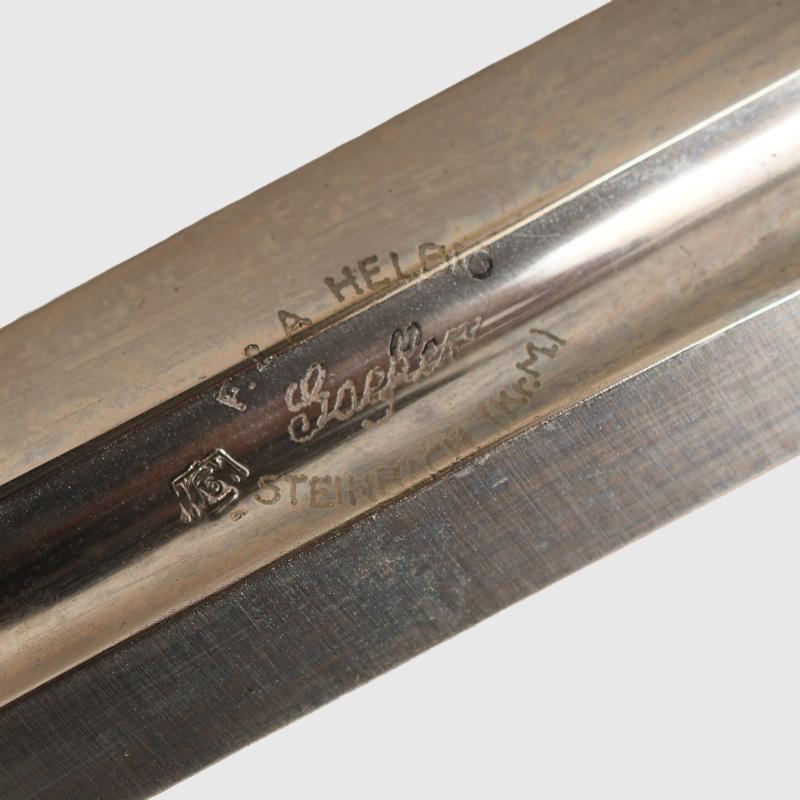 GERMAN WWII LUFTWAFFE OFFICERS SWORD.