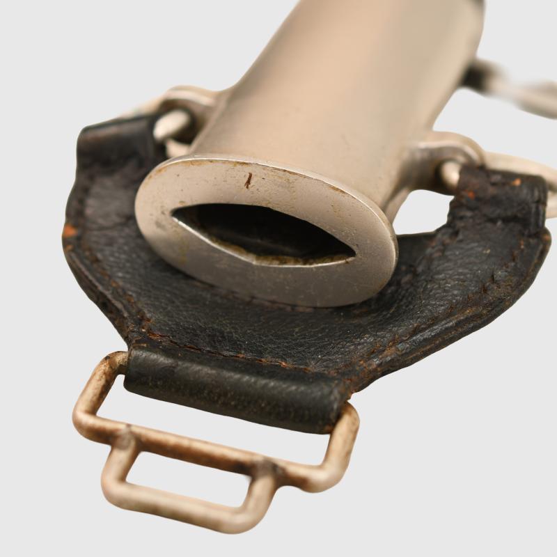 GERMAN WWII LUFTWAFFE OFFICERS SWORD.