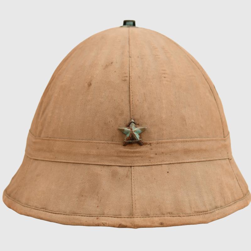 JAPANESE WWII  1ST MODEL TROPICAL PITH HELMET.