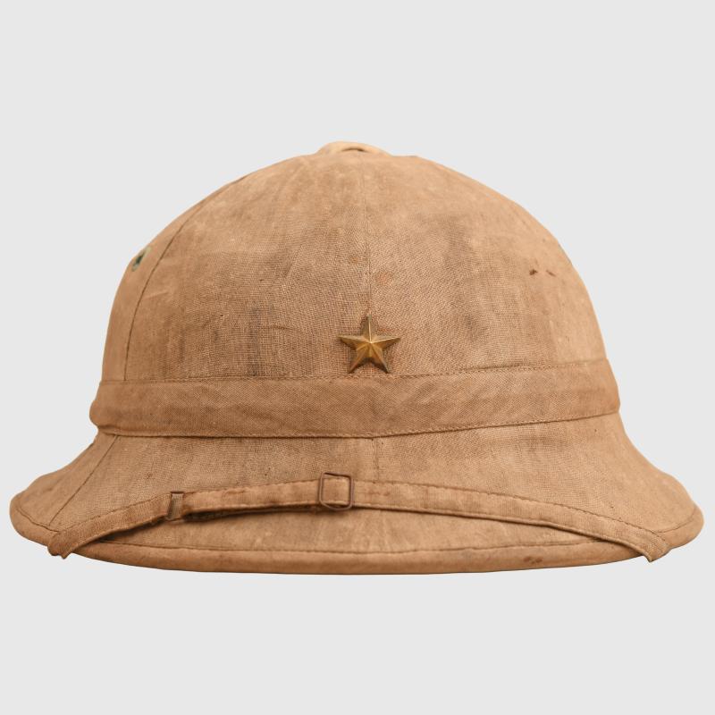 JAPANESE WWII 1ST MODEL TROPICAL PITH HELMET.