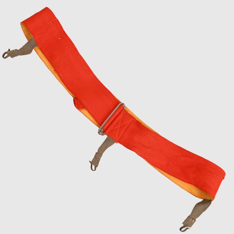 GERMAN WWII MANOEUVRE BAND FOR HELMET.
