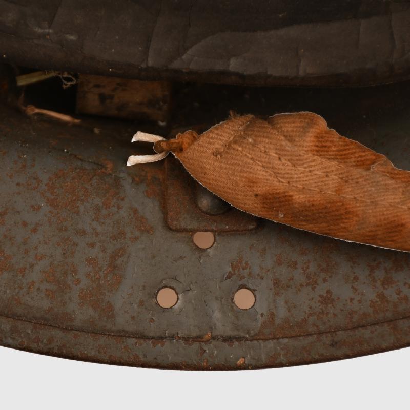 BRITISH WWII GENERAL POST OFFICE BRODIE HELMET.