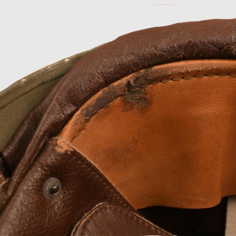 BRITISH WWII DISPATCH RIDERS 1942 DATED MINT CONDITION HELMET.