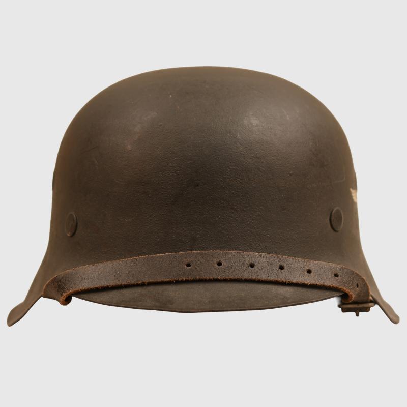 GERMAN WWII LUFTWAFFE SINGLE DECAL M.42 COMBAT HELMET WITH VERY LITTLE WEAR USE.