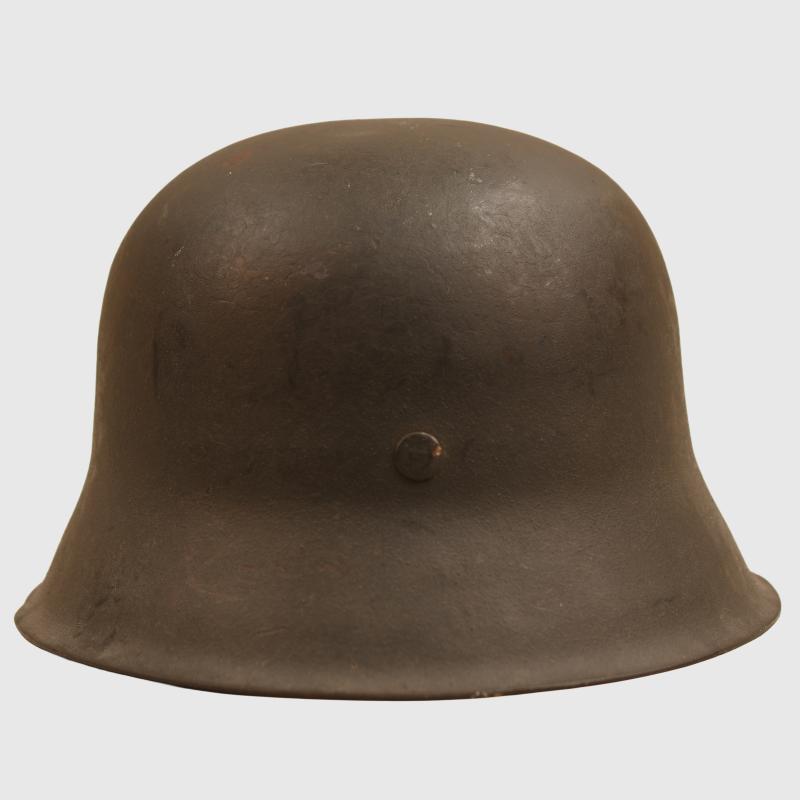 GERMAN WWII LUFTWAFFE SINGLE DECAL M.42 COMBAT HELMET WITH VERY LITTLE WEAR USE.