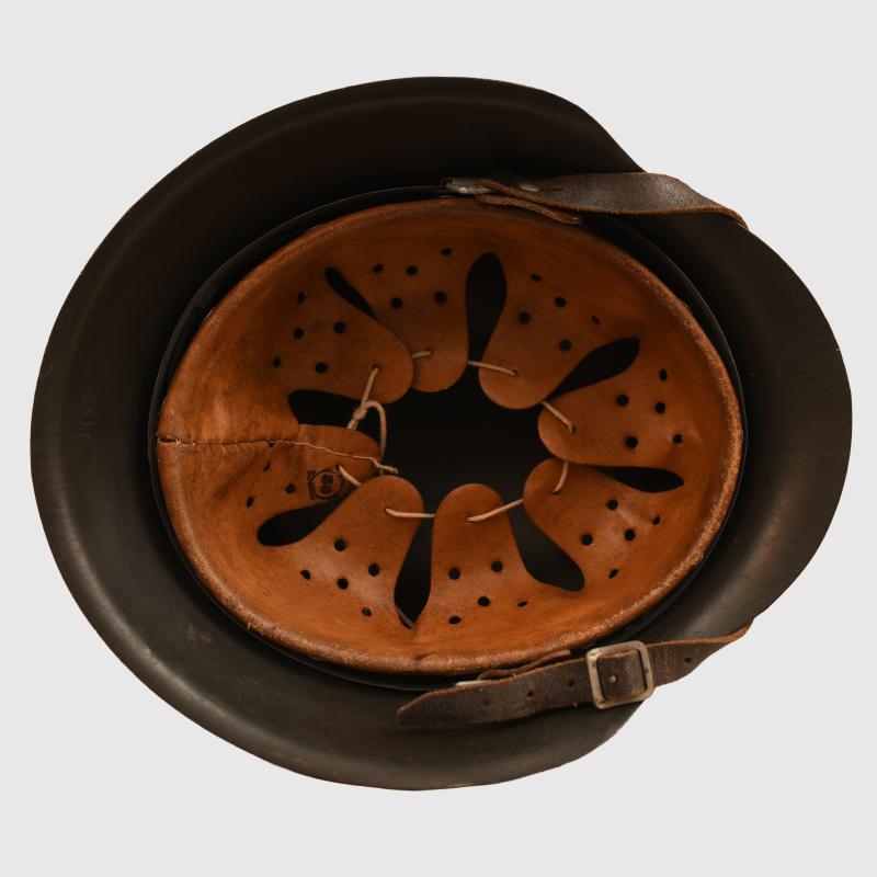 GERMAN WWII LUFTWAFFE SINGLE DECAL M.42 COMBAT HELMET WITH VERY LITTLE WEAR USE.