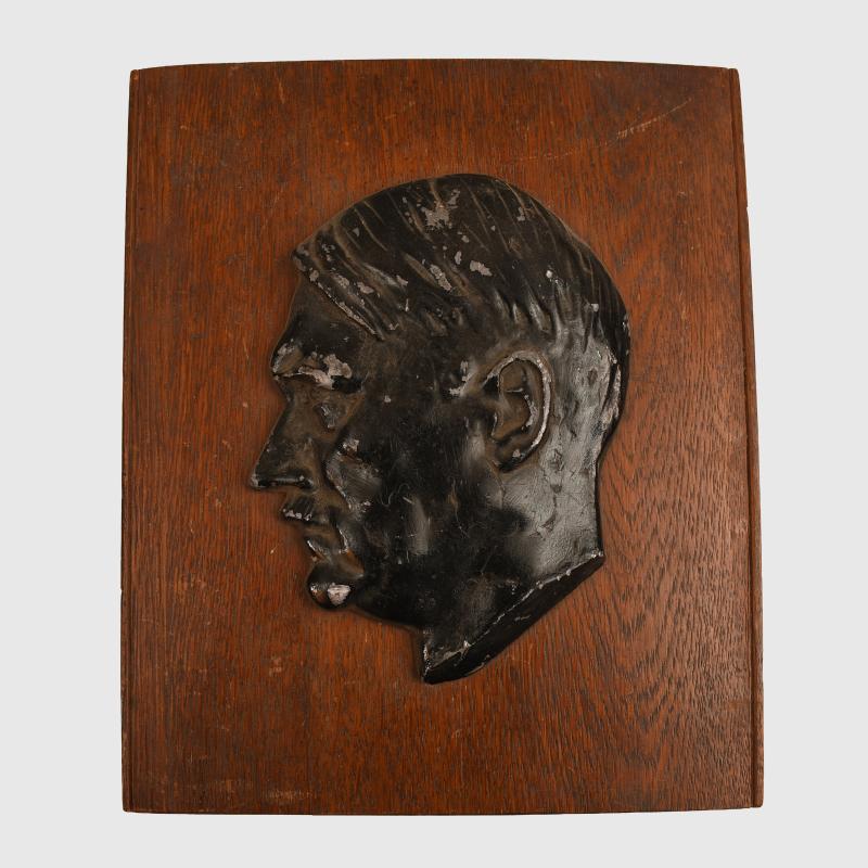 GERMAN WWII ADOLF HITLER HEAD BUST PROFILE.