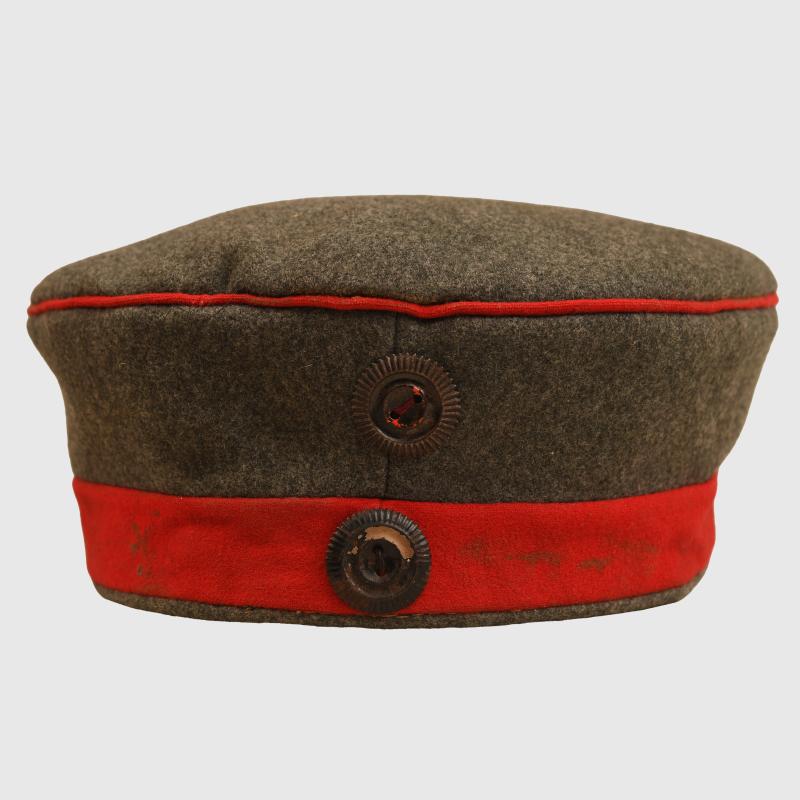 GERMAN WWI REGIMENTALLY MARKED FELDMUTZE.