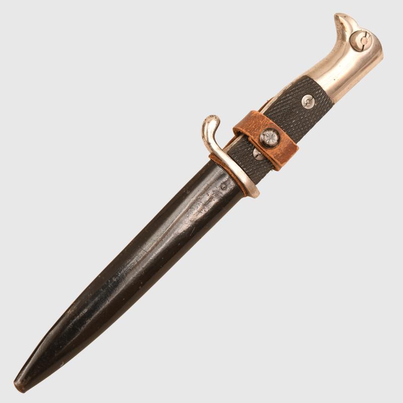 GERMAN WWI EAGLE HEADED BAYONET FIXING COMBAT KNIFE.