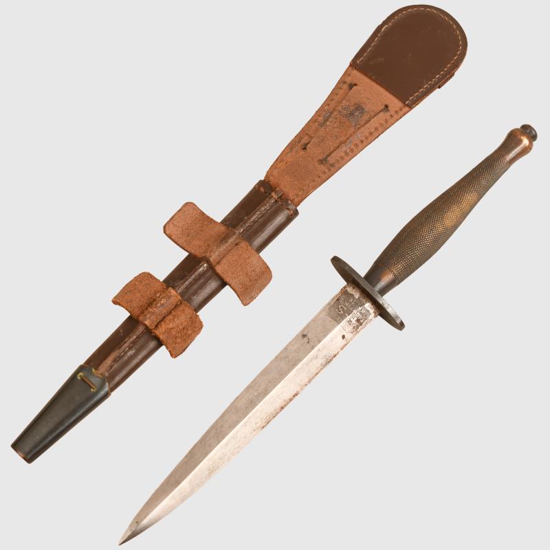 BRITISH WWII FAIRBAIRN SYKES SECOND PATTERN FIGHTING KNIFE.