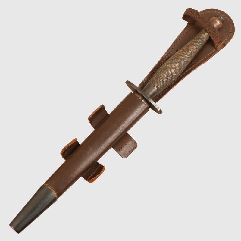 BRITISH WWII FAIRBAIRN SYKES SECOND PATTERN FIGHTING KNIFE.