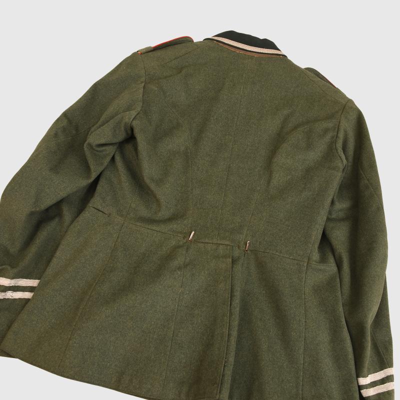 GERMAN WWII ARMY ARTILLERY NCO’S PARADE TUNIC.