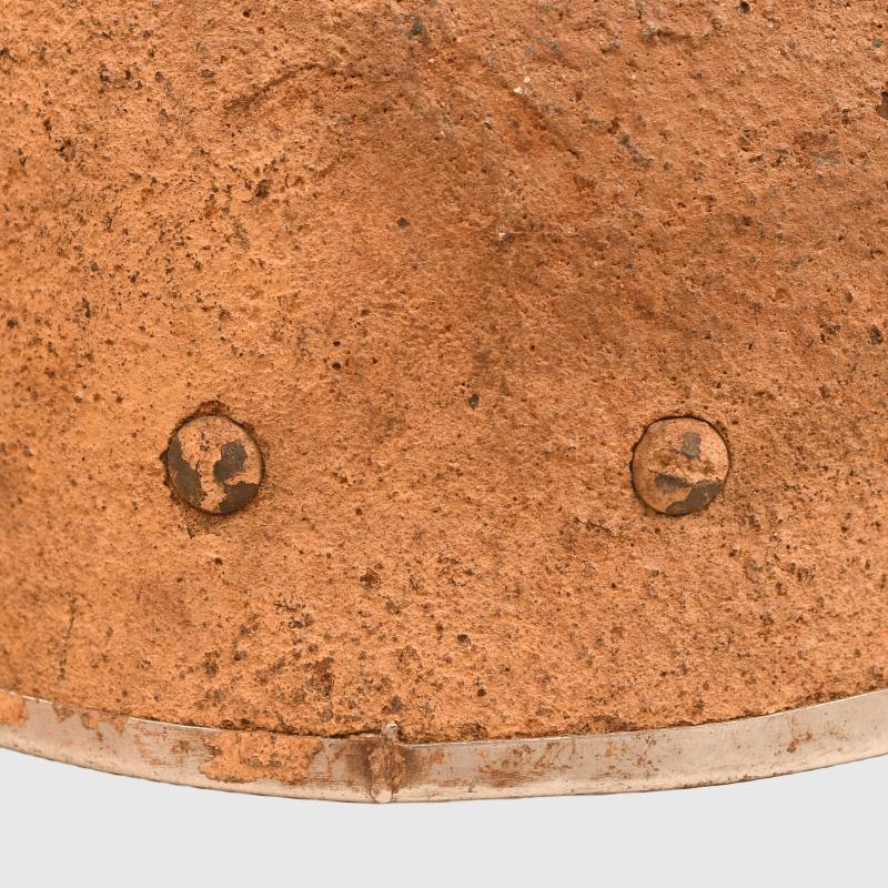 BRITISH WWII TUNISIAN USED BRITISH PARATROOPER HELMET.