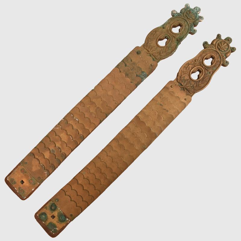 BRITISH HOUSEHOLD CAVALRY BREAST AND BACK PLATE SCALES.