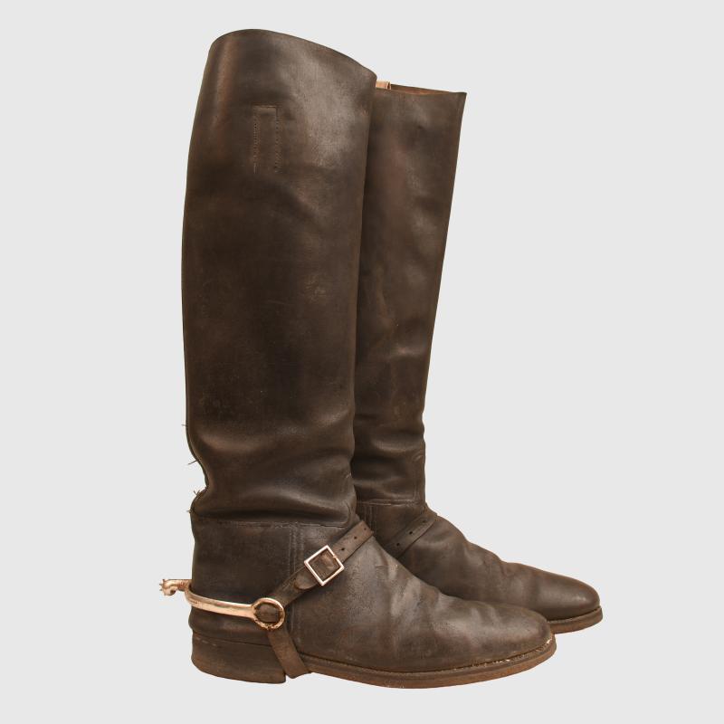 GERMAN WWI OFFICERS CAVALRY BOOTS IDENTIFIED.