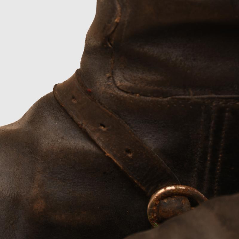 GERMAN WWI OFFICERS CAVALRY BOOTS IDENTIFIED.
